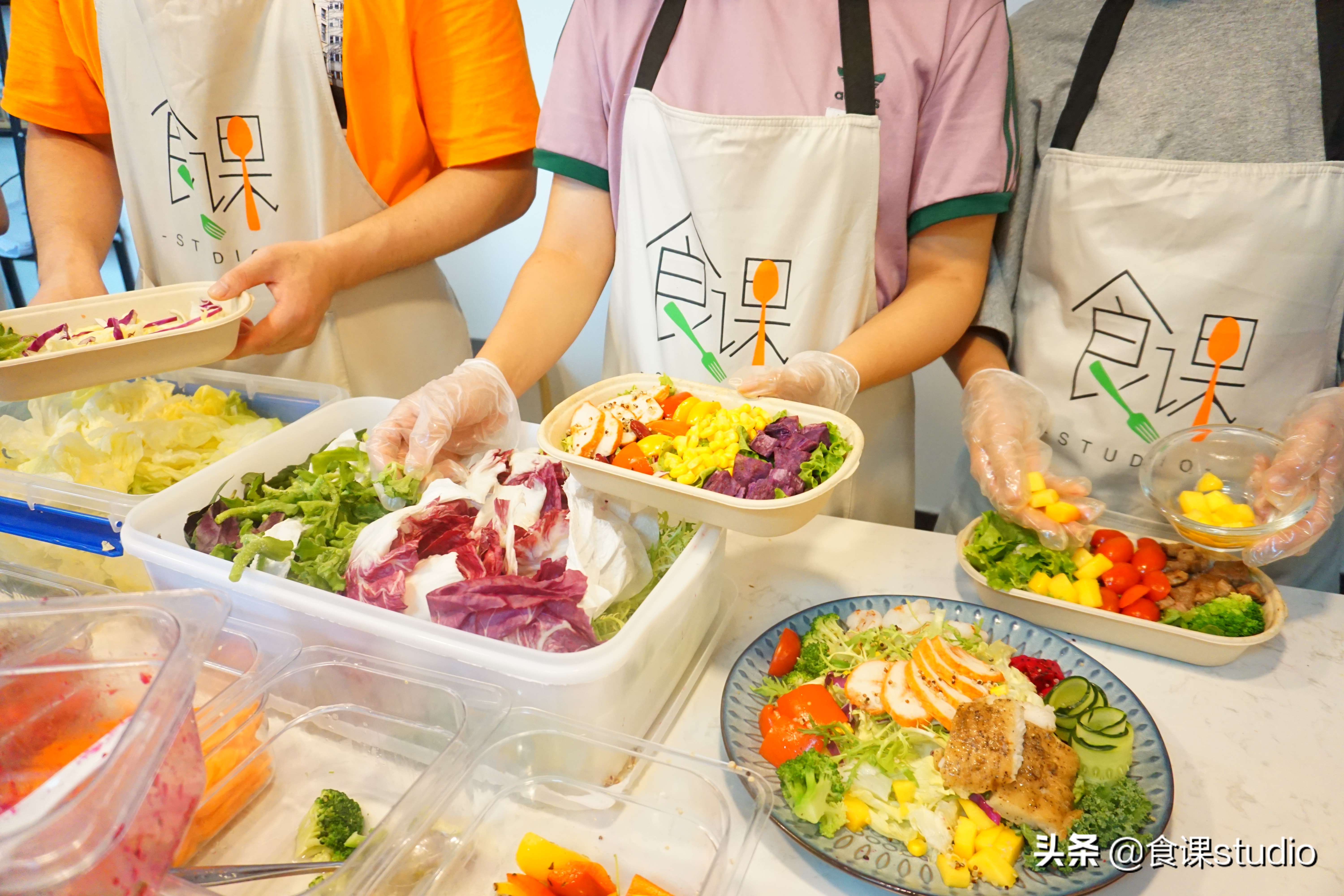开一家轻食餐厅的流程,如何自学开一家轻食沙拉