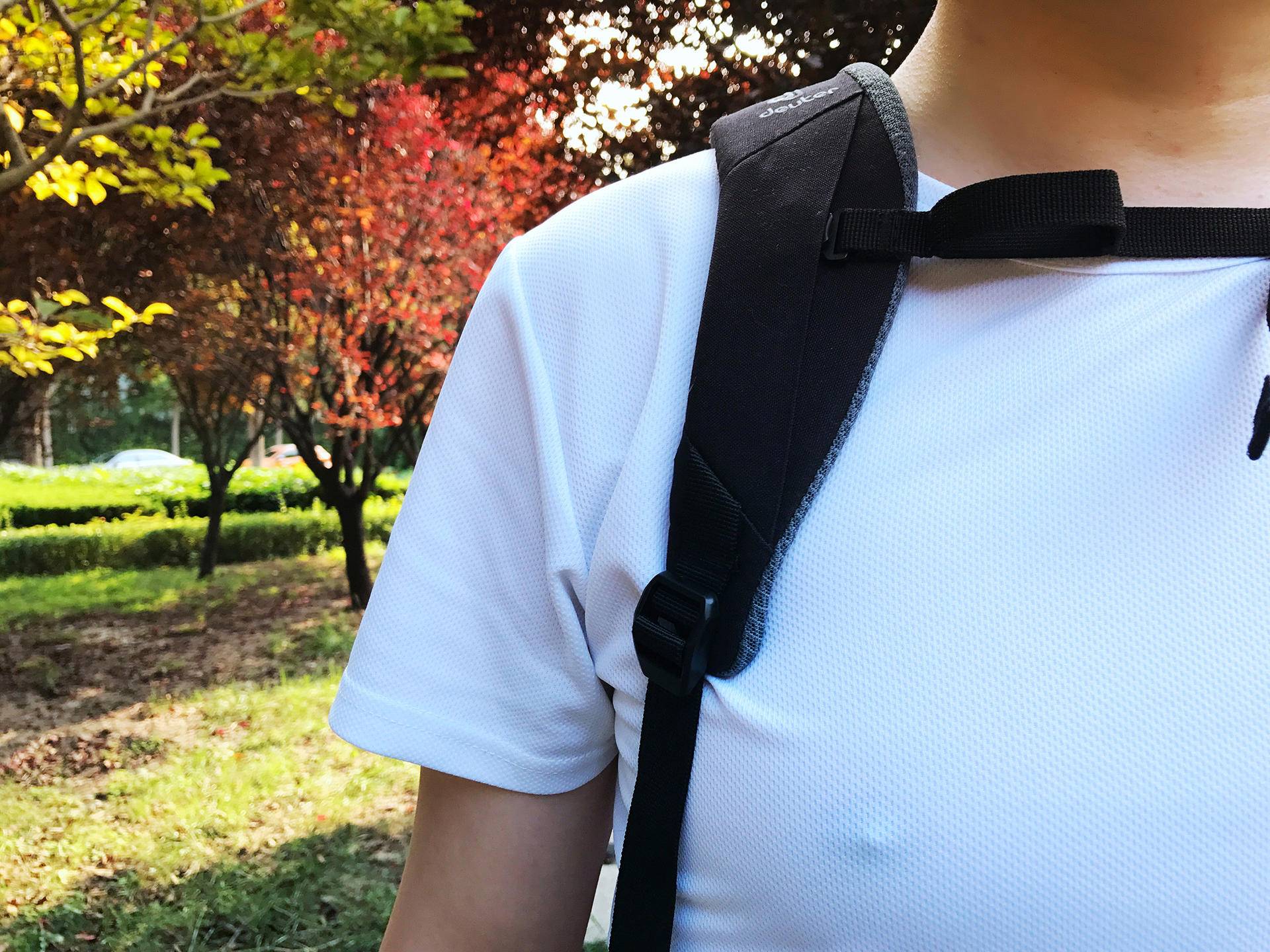 deuter多特通勤包,践行低碳环保乐享健康生活