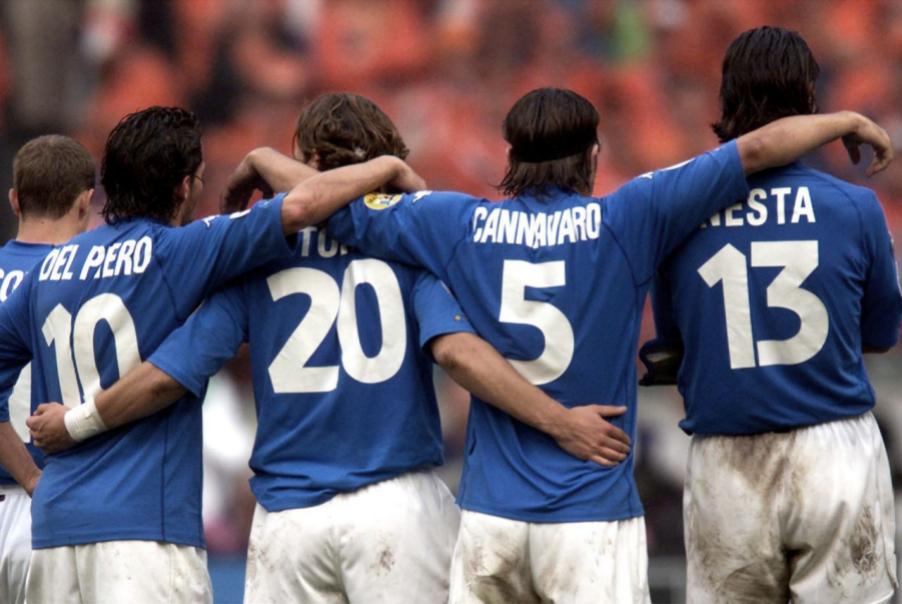 02年世界杯韩国对意大利头破血流,最黑的一届世界杯韩国vs意大利