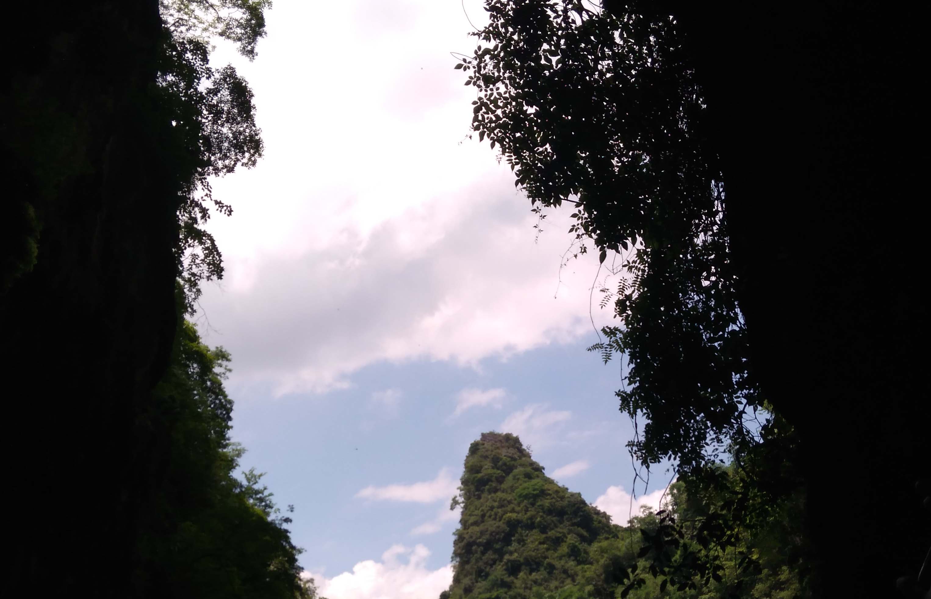 英德洞天仙境导览图,一日游英德宝晶宫