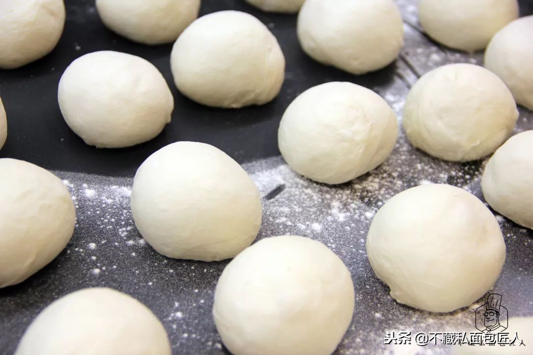 黄油可以用起酥油代替吗,烤面包可以用什么油替代黄油