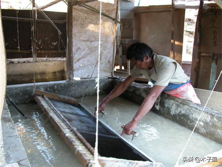 一张纸是怎么做成手工,如何简单的造出纸