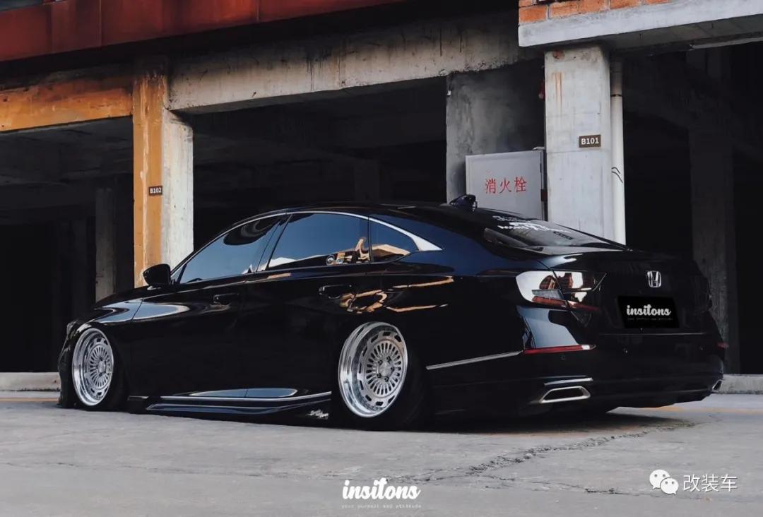 雅阁改装黑武士大包围和低趴,七代雅阁黑武士轮毂