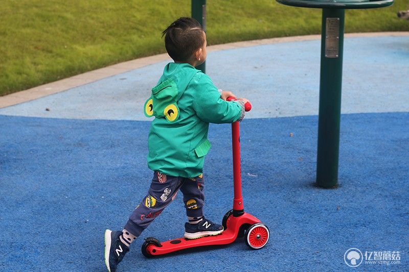 结实的儿童滑板车,kinder儿童滑板车测评