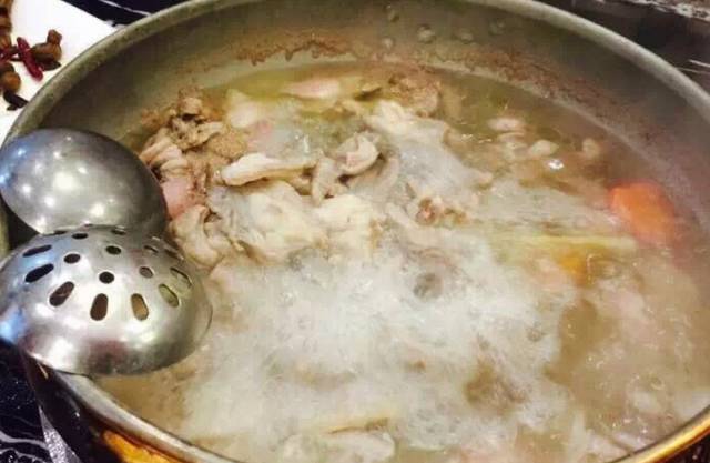 那些不肯去汉阳的，告诉你们！太没口福了！不服来战