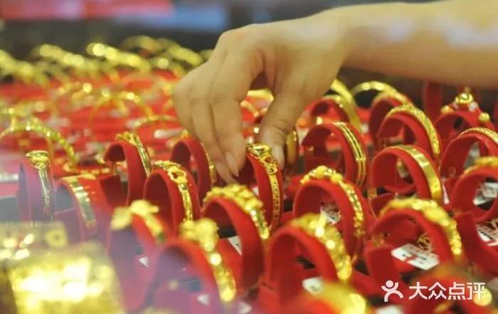 老城厢里的这家小店，还藏着宫廷首饰技艺