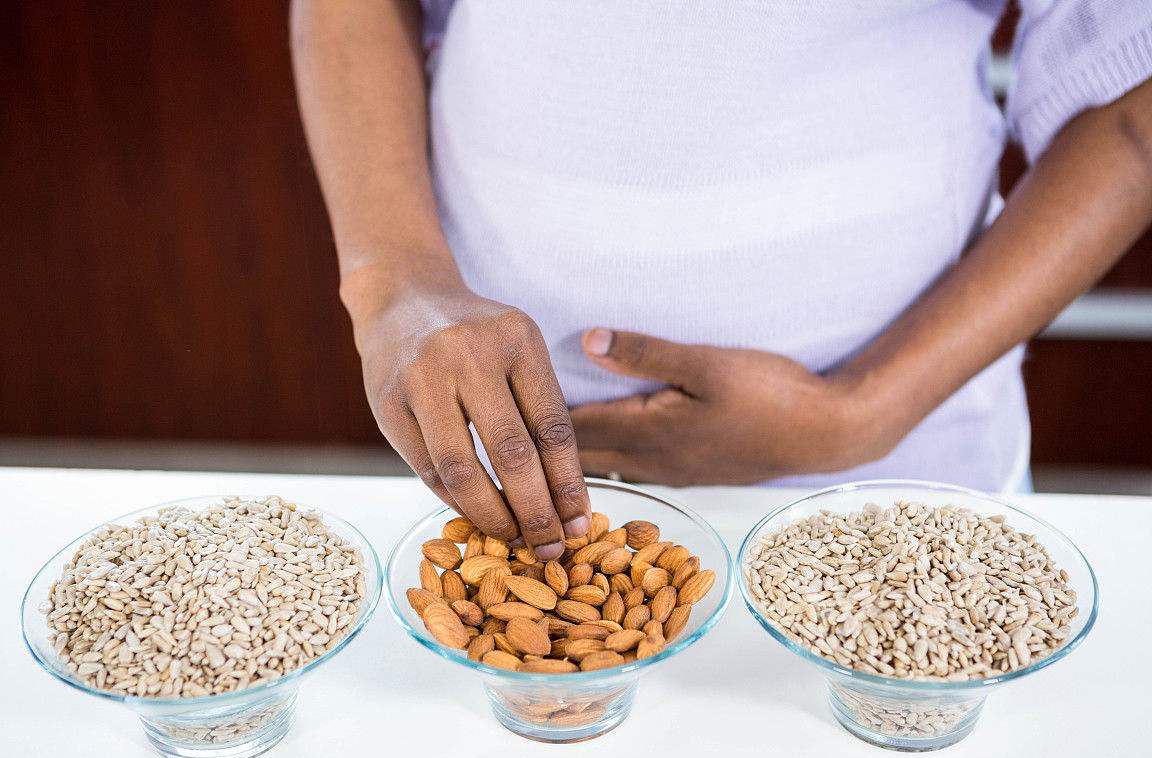 符合什么条件的孕妇可以顺产,孕妇一般会可能提前多久生产