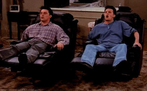 买什么材质的沙发好看又实用,选沙发看内部