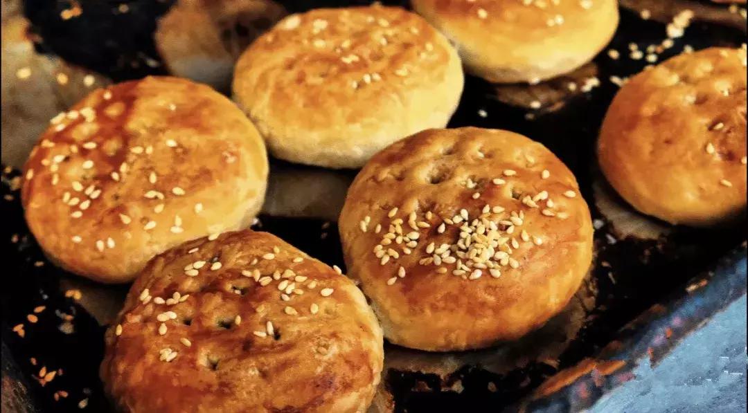 编辑部第一届“斗月饼大赛”开吃！11款老字号，谁才是浙江NO.1？