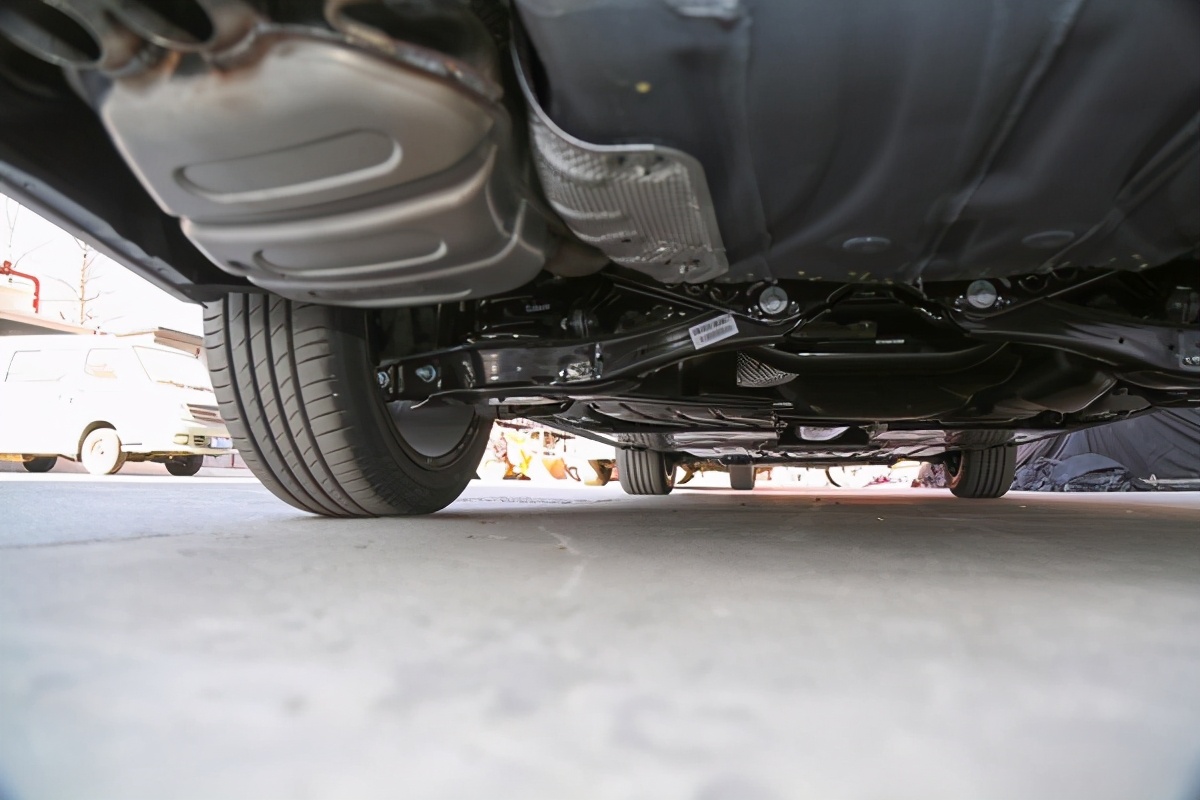 行驶十万公里的车车况良好,大众速腾用车真实感受