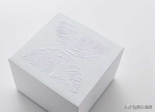 单独纹样花卉设计图案作业,以图形为主题形象的包装设计