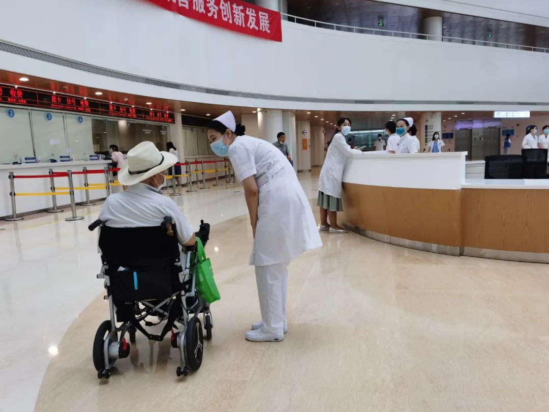 积水潭医院新龙泽院区24小时电话,积水潭医院新龙泽医院开门诊时间