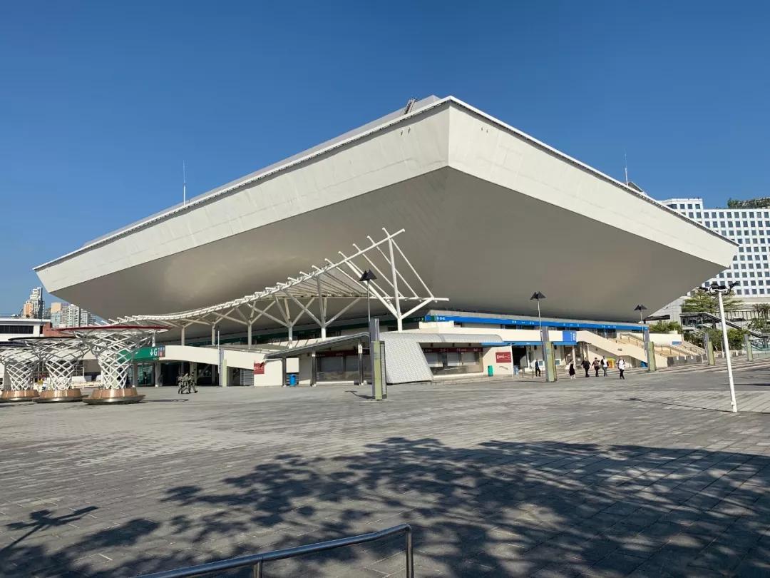 香港红馆演唱会安静,香港红馆怀念张国荣演唱会