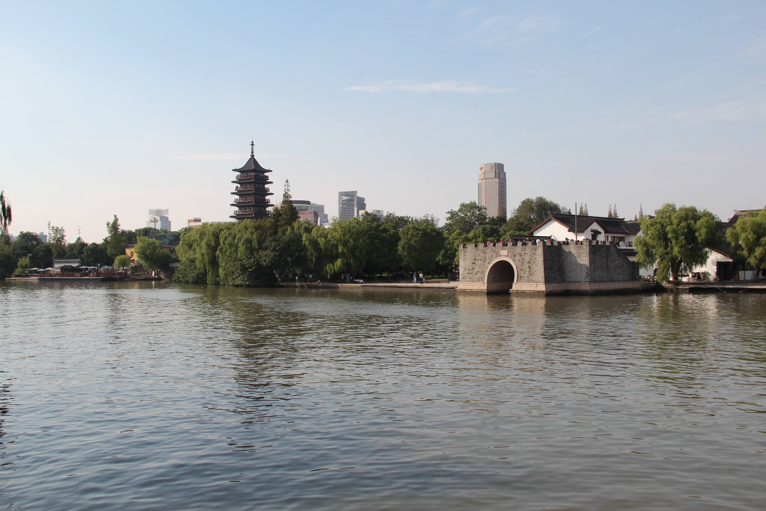 浙江嘉兴和江苏南京有多远,嘉兴的经济在浙江排名如何