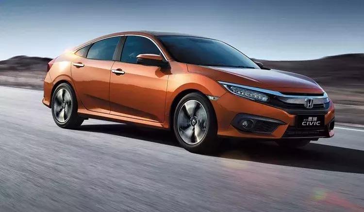 为什么好多年轻人喜欢买本田思域,为什么很多人都推荐思域