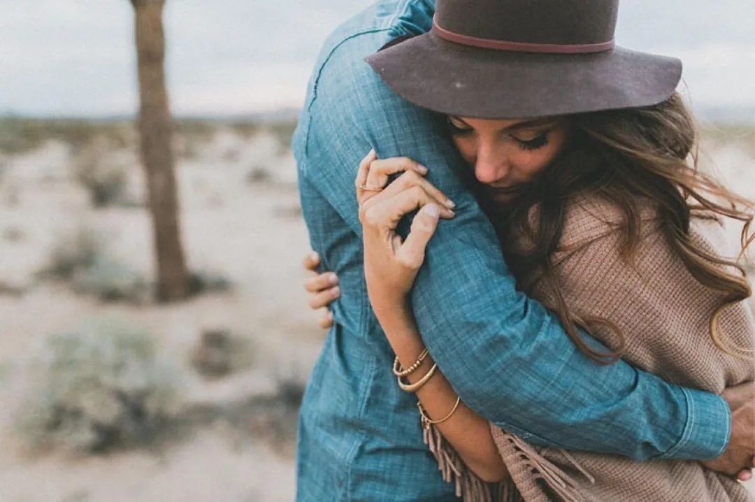 没有物质的爱情是不能维持下去的,再美好的爱情都需要以物质为基础