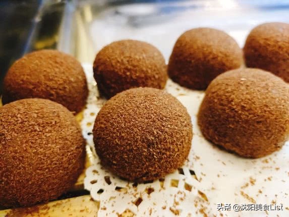 沈阳人！吃自助餐都用什么姿势？