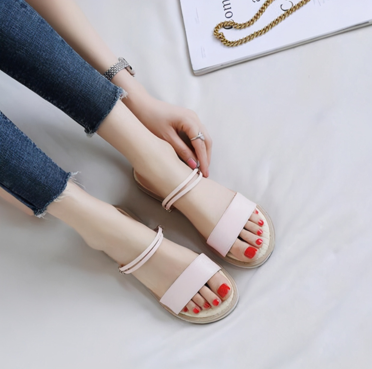 夏季脚出汗穿鞋打滑怎么办,冬天穿鞋子脚容易出汗是怎么回事