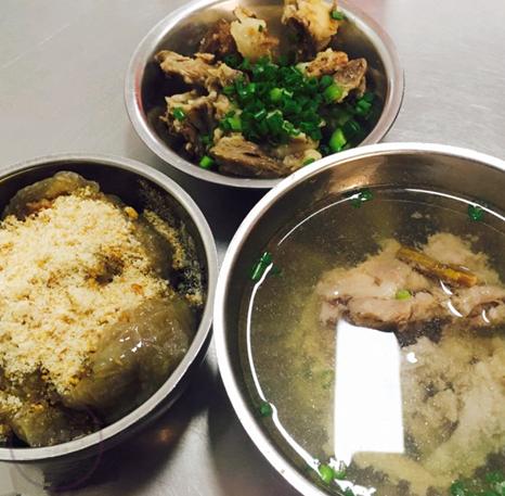 这家芋圆传承三代人的美味与记忆，店面不大，经常排队