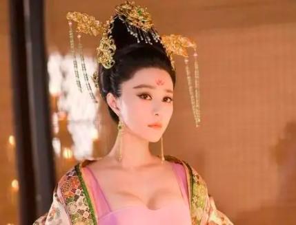 唐玄宗为什么不一开始就娶杨贵妃,唐玄宗什么时候看上杨贵妃的