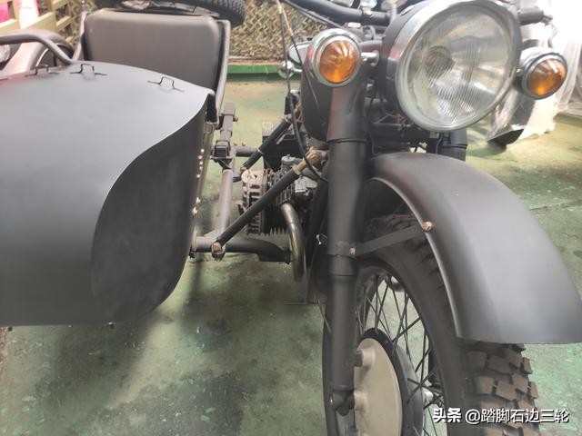 翻新长江750摩托车,翻新长江750