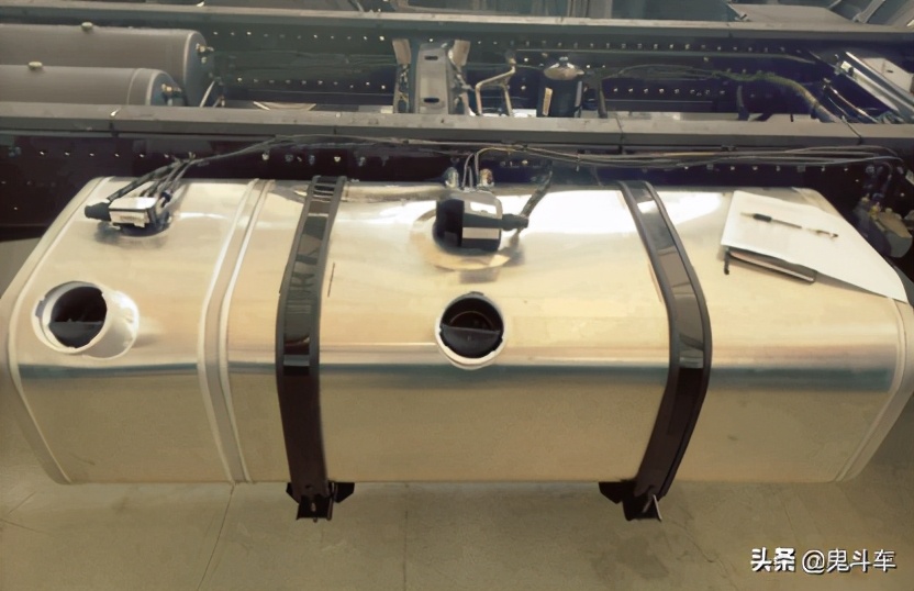 开了5年的车想卖车犹豫不决,奥铃大力哥4.2米轻卡