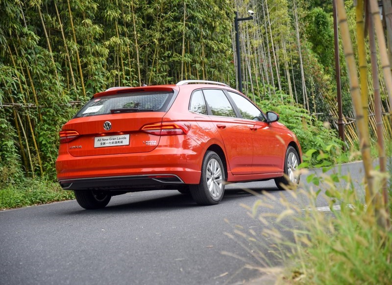 价格十万左右的车大众朗逸,新朗逸两厢版2021款报价及图片