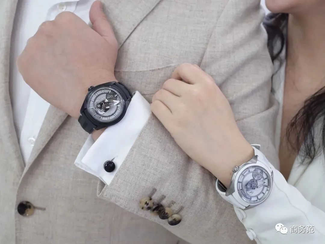 夏天出门戴手表,夏天戴表不好看