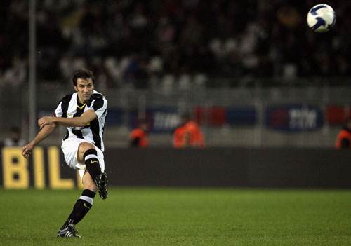 足坛十大任意球大师第一名,五大联赛任意球帽子戏法