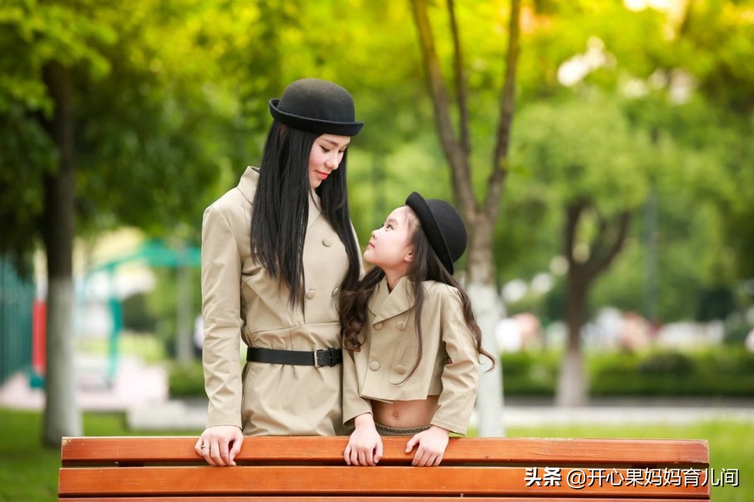 日本宝妈亲子穿搭,宝妈们晒宝宝两周岁写真