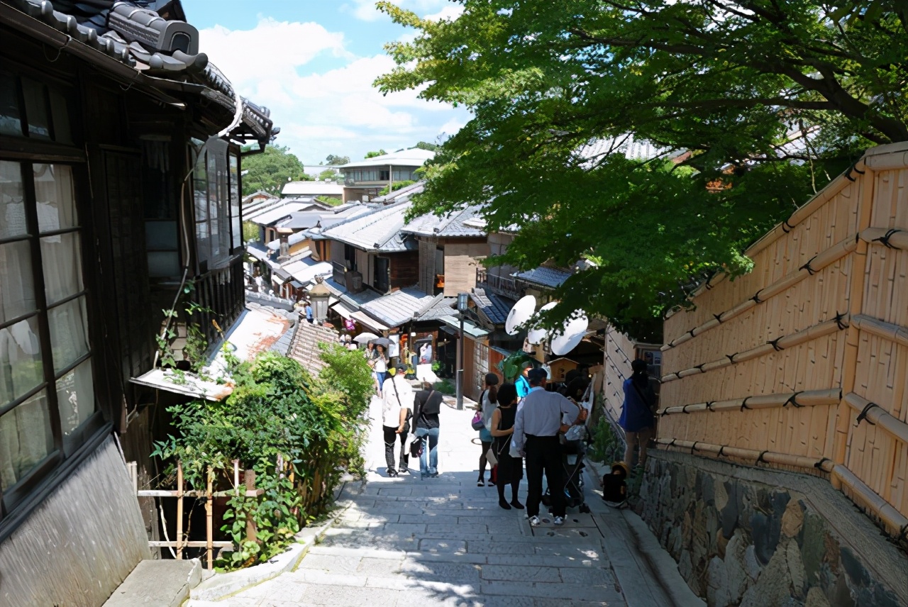 日本跟团游套路,日本旅游跟团骗局视频