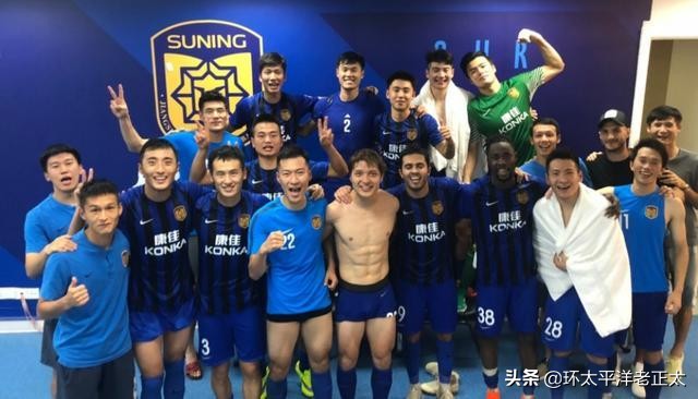 鍥借冻涓矾鑴婃,鍥借冻浼樼鐞冨憳鑵硅倢