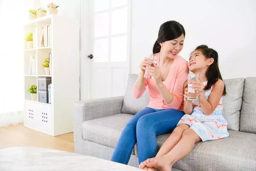 喝冻啤酒造成胃溃疡怎么办,90后熬夜喝酒的案例