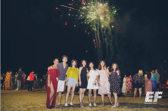 这家公司又又又又又搞Party啦