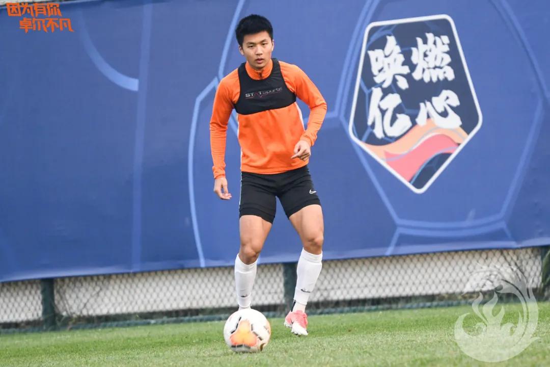 中国足协最严限薪令即将发布,违者重罚足协出台最严限薪令