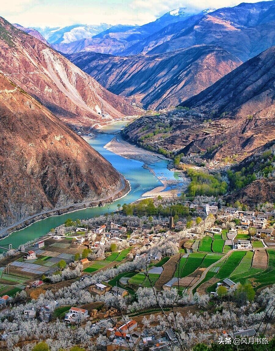 成都出发林芝旅游攻略图,金川梨花节自驾游五日线路图