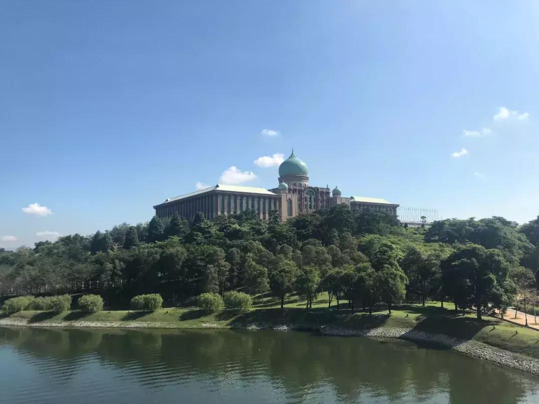 “南洋”见闻略:开怀有自新加坡