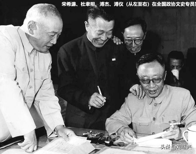 这位国军兵团司令拒绝起义，晚年却被台湾媒体嘲讽为我*党**“鹰犬”