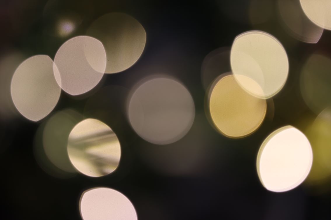 长焦镜头怎么放大缩小,rf70-200f2.8镜头测评