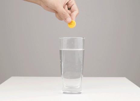 家里下水道堵塞发臭,别用开水冲!教你1个小技巧,再也不发愁