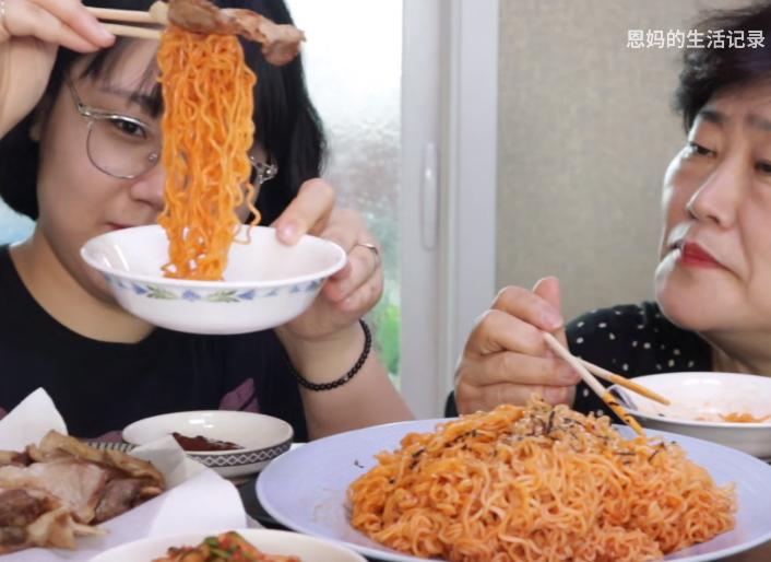 韩国美食博主翻车,又一美食博主翻车