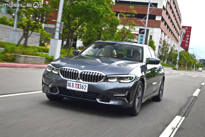 18款宝马318i试驾,宝马318i深度测评