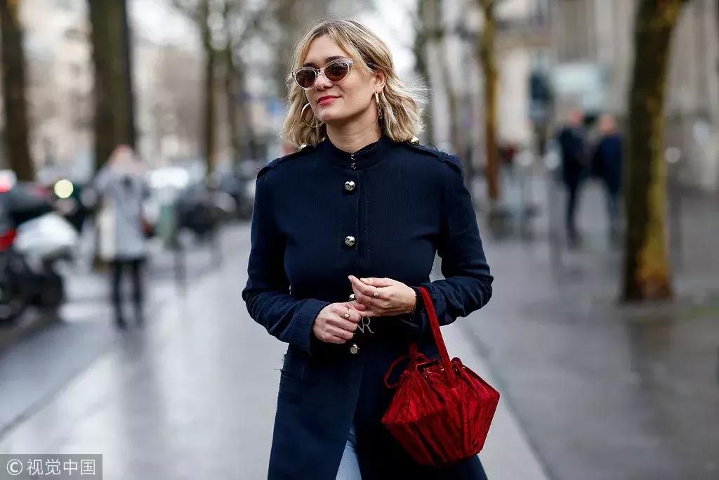 过年真的只要穿红色就是最好看的,春节必须有红色单品