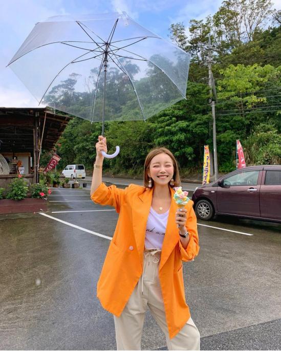 韩国女生衣服基本全是包臀裙,韩国女性冬天穿搭包臀裙