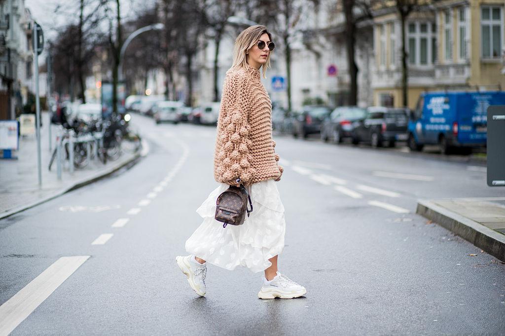 老爹鞋小个子百搭显高,小个子穿什么鞋配裙子