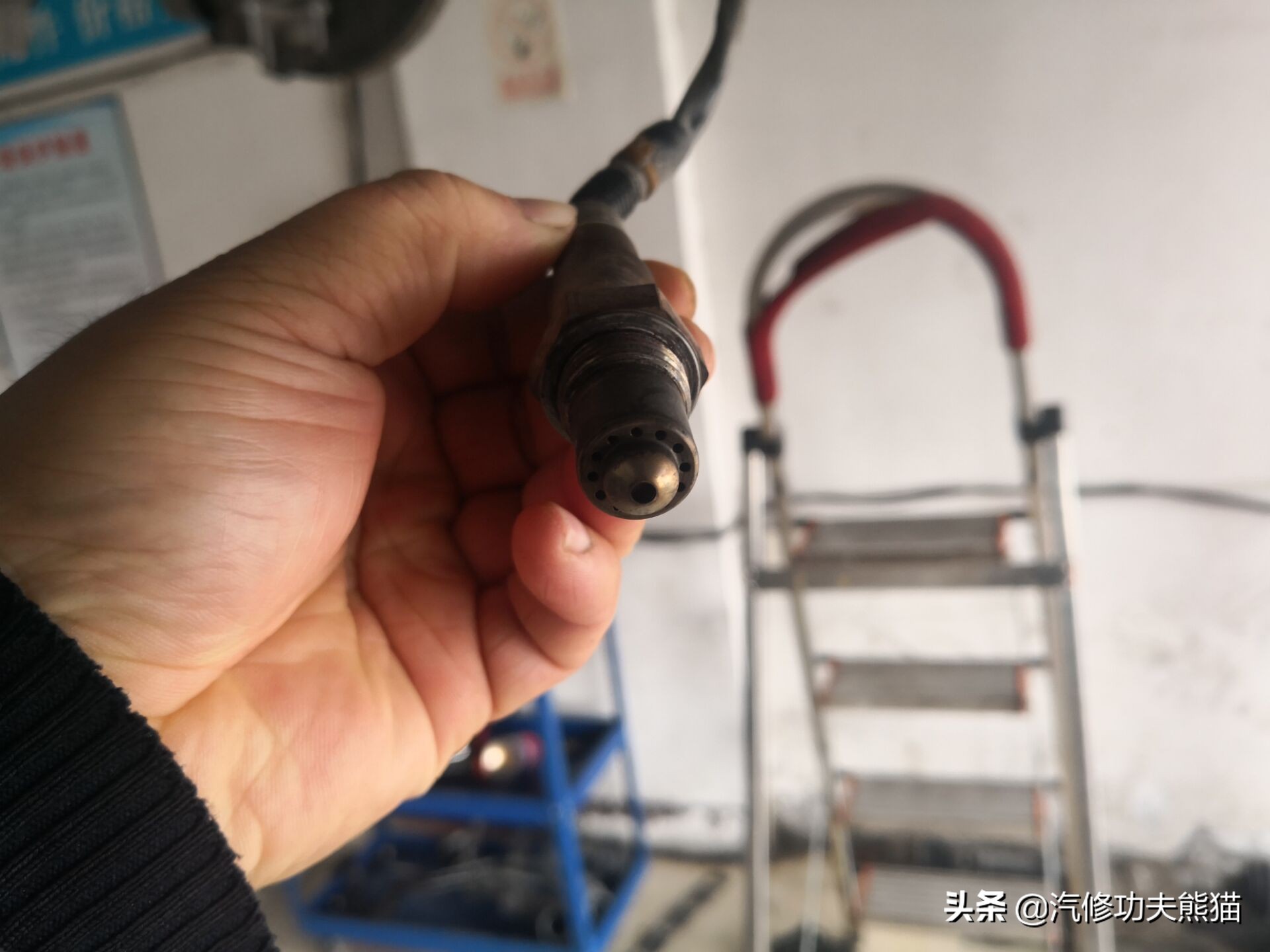 斯柯达明锐2010款2.0烧机油吗,09款斯柯达明锐1.6烧机油怎么解决