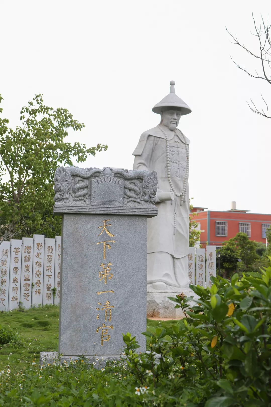 渚ㄨ缁挎鍜栧暋,鍙戠幇榫欐箹涔嬬編