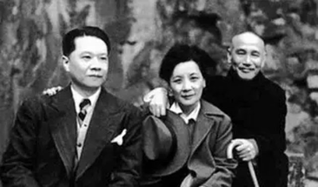 蒋介石暮年的尴尬难言：尿袋傍身，夫妻险失和，洋医加速其死亡