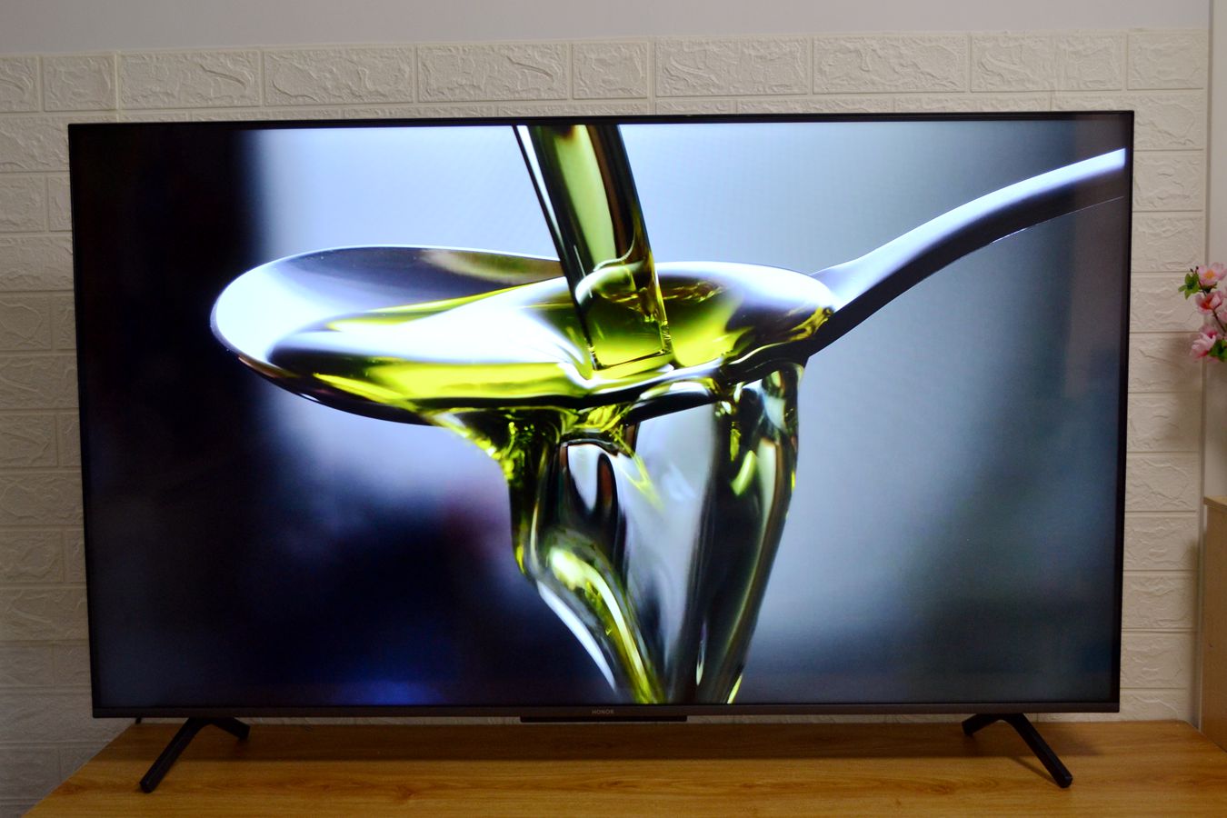 荣耀智慧屏上的鸿蒙系统好用吗,荣耀智慧屏鸿蒙系统有什么用