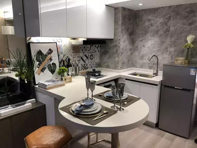 守着地铁口卖什么好卖,三四线城市的公寓为啥不好卖